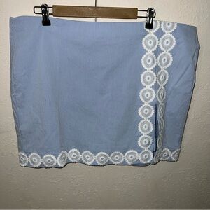 Crown & Ivy Hello Spring blue and white stripe skort with circular lace trim 20W